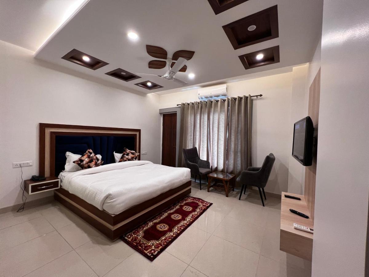 Hotel Himalayan Heritage Sarāhan Eksteriør billede