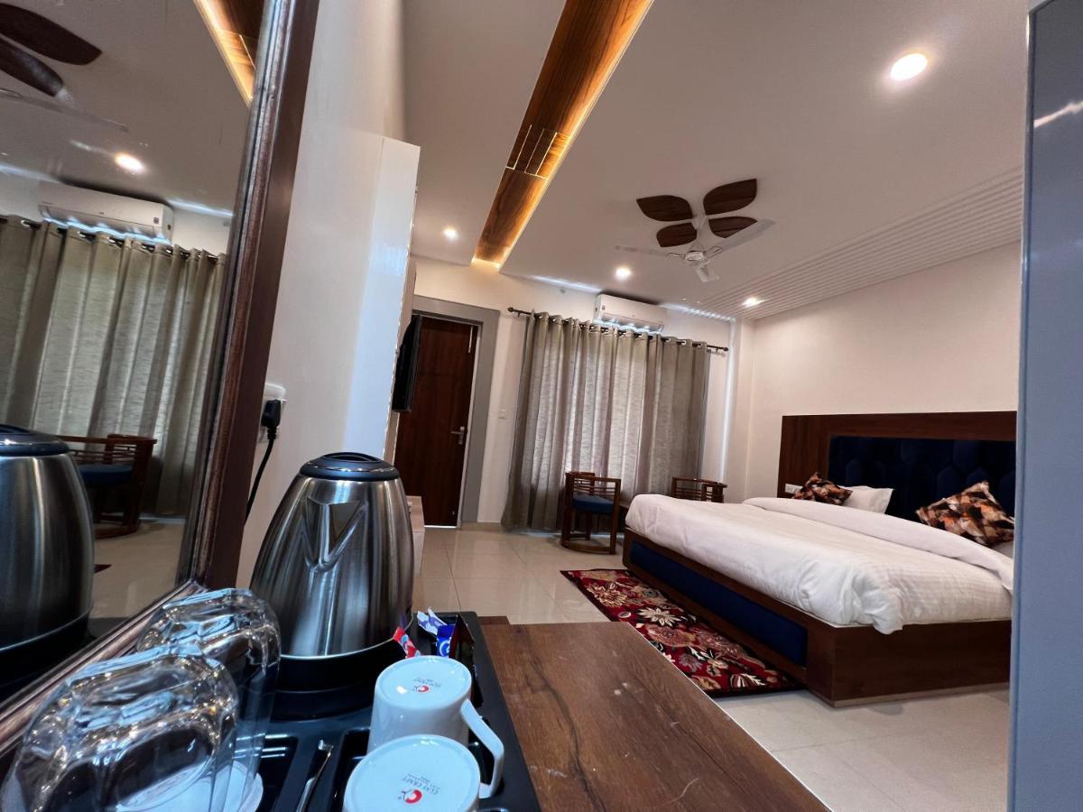 Hotel Himalayan Heritage Sarāhan Eksteriør billede